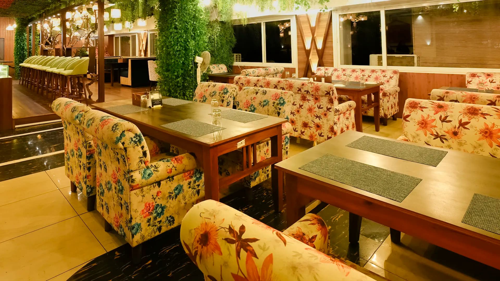 Rooftop Dining Within a Nature-Inspired Ambience of Refined Elegance