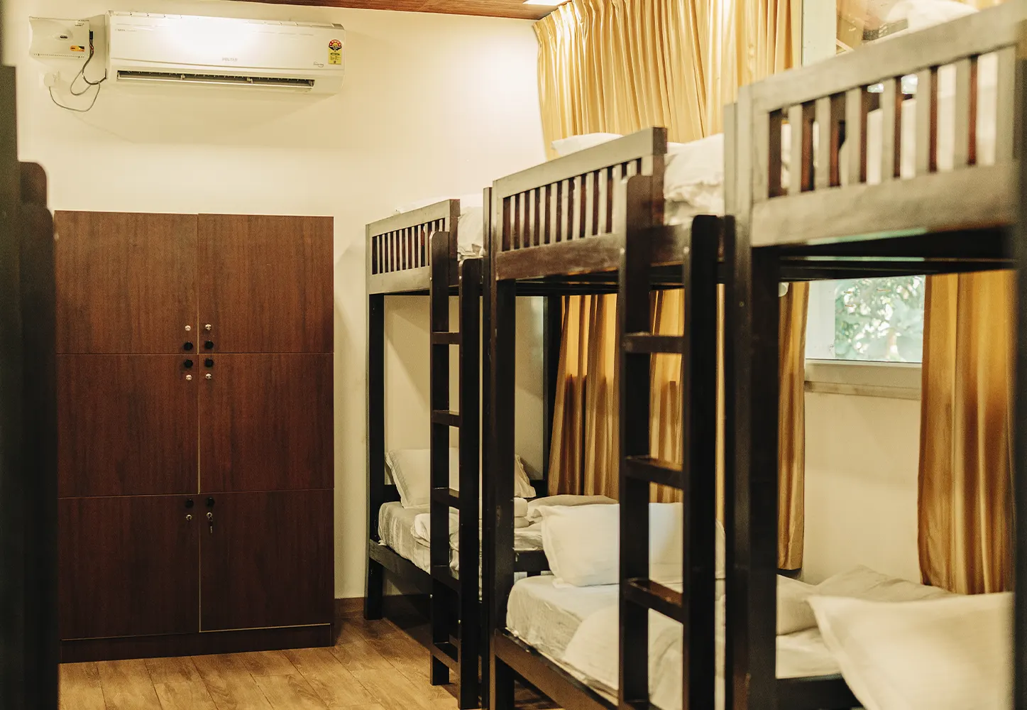 Room Gallery Image 2