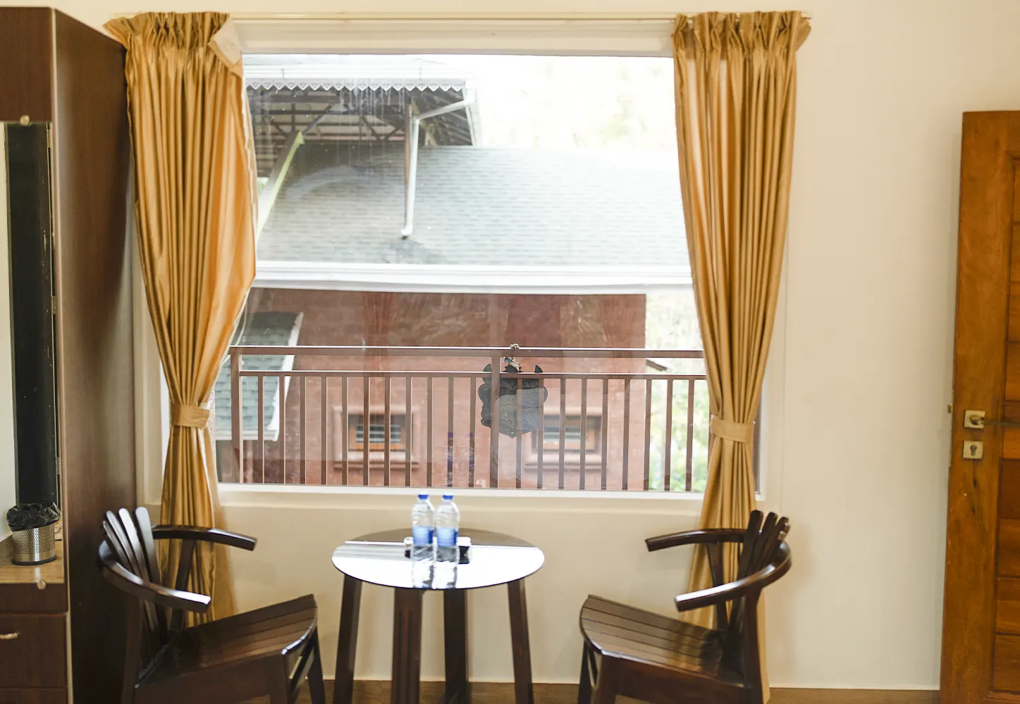 Room Gallery Image 1