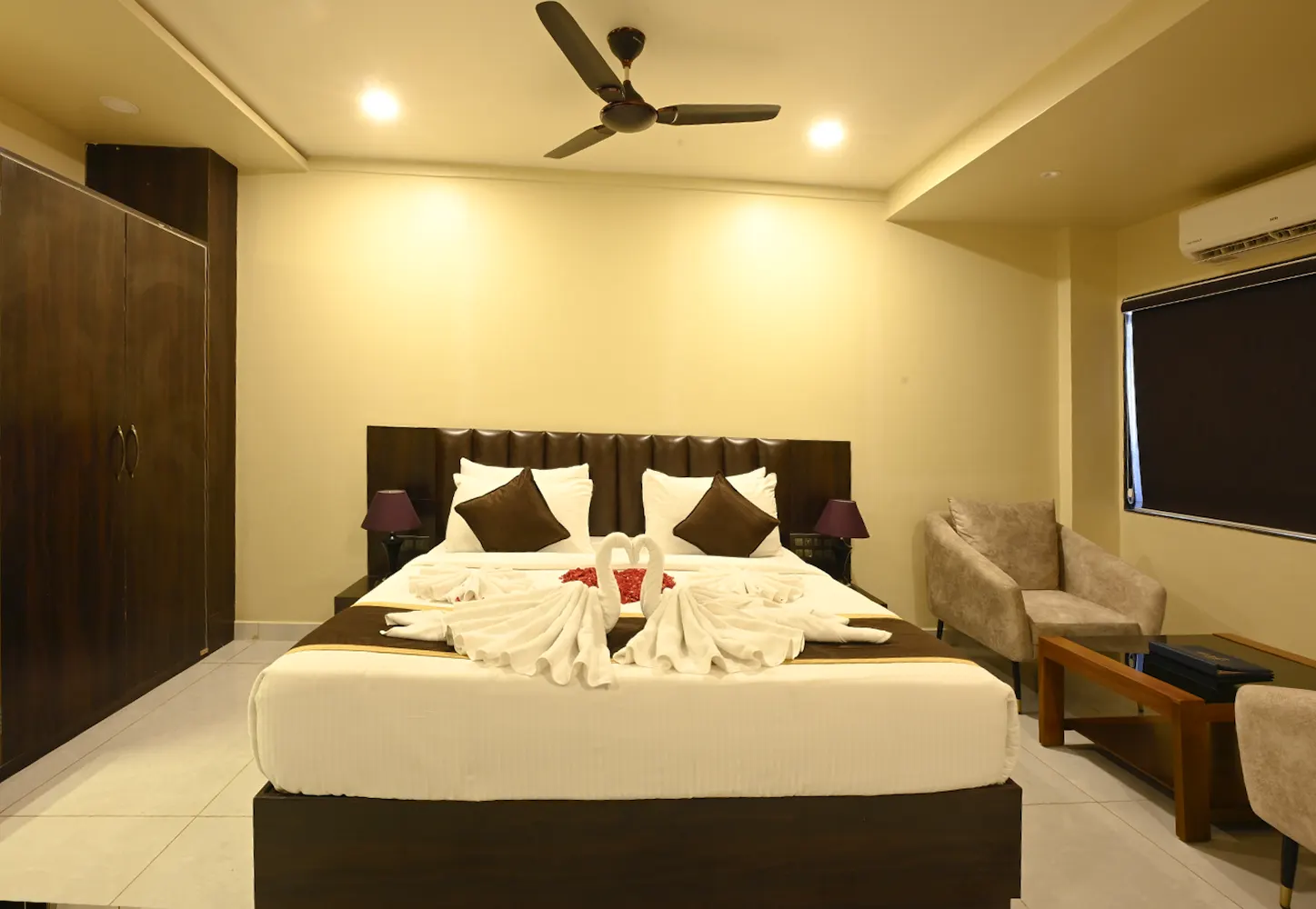 Room Gallery Image 2