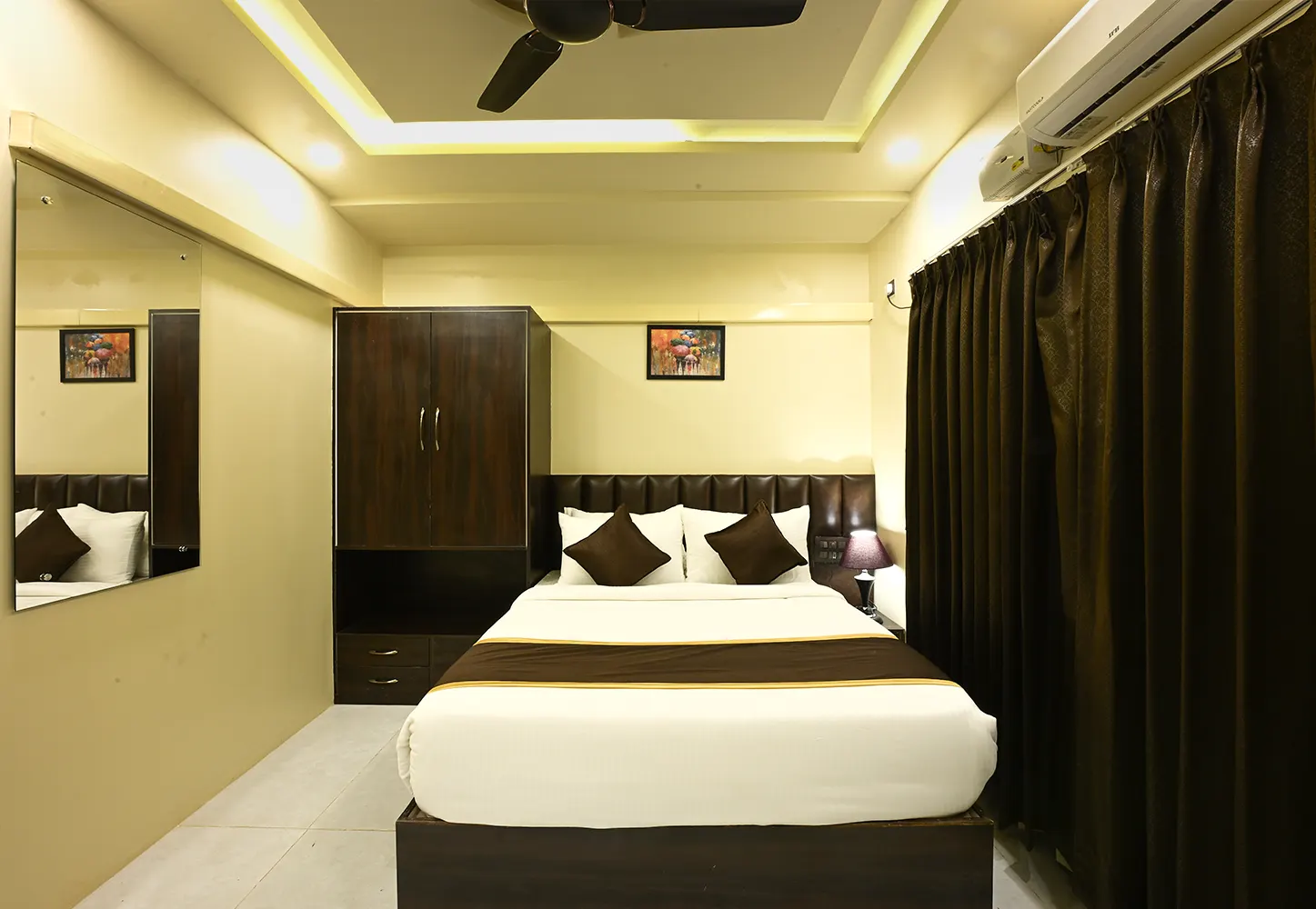 Room Gallery Image 7